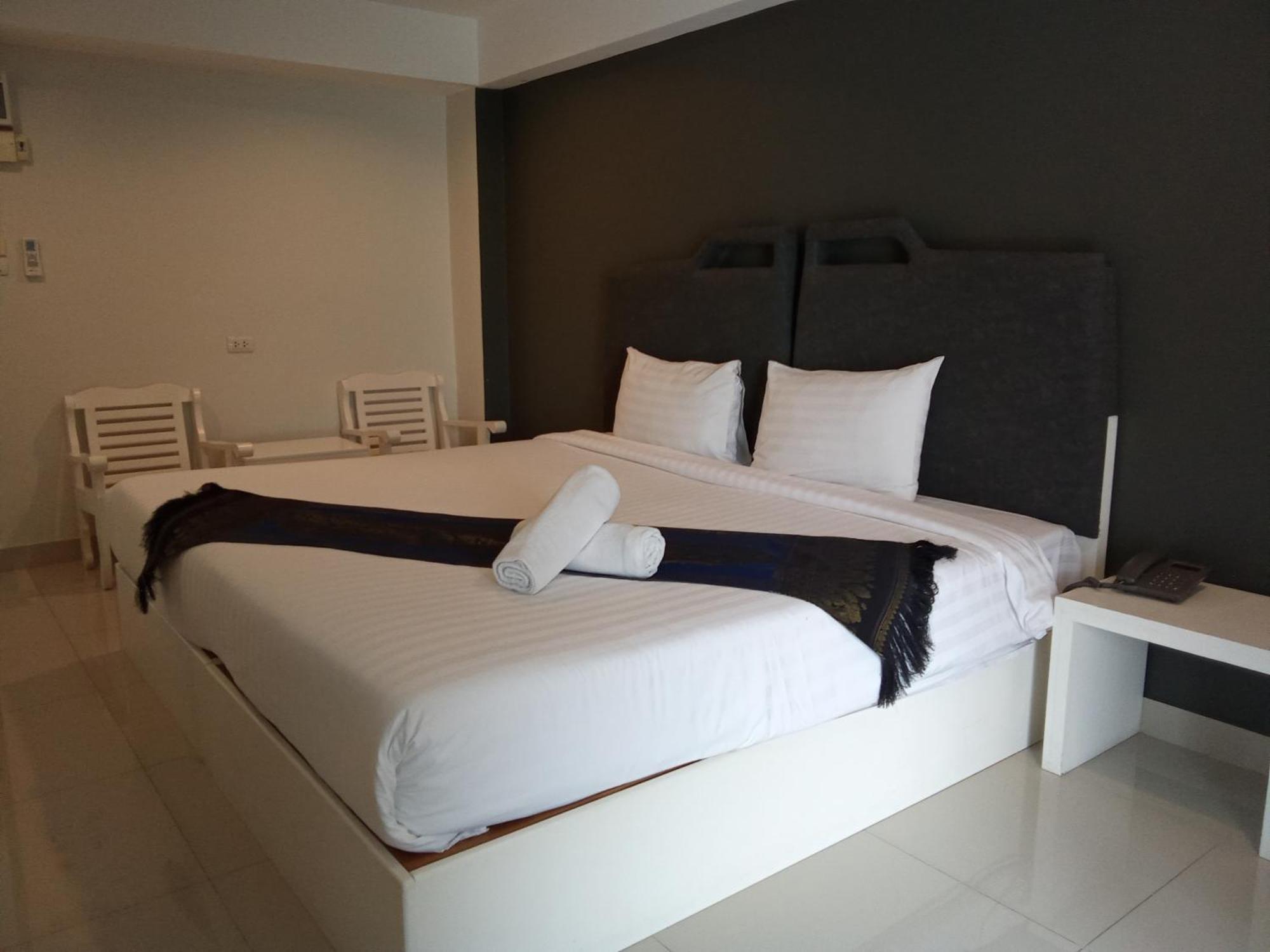 Sunny Residence Banguecoque Exterior foto